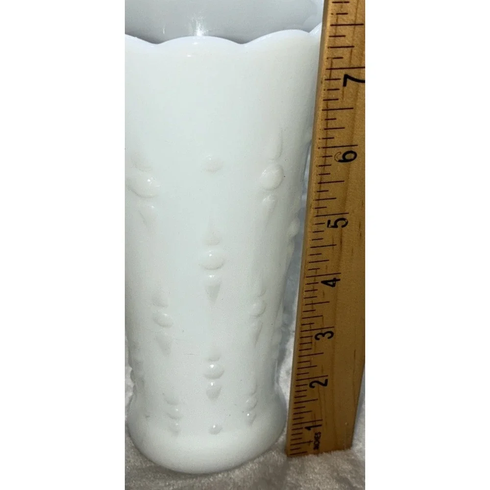 Vintage Anchor Hocking Milk Glass Vase Dots Arrows 7.5
